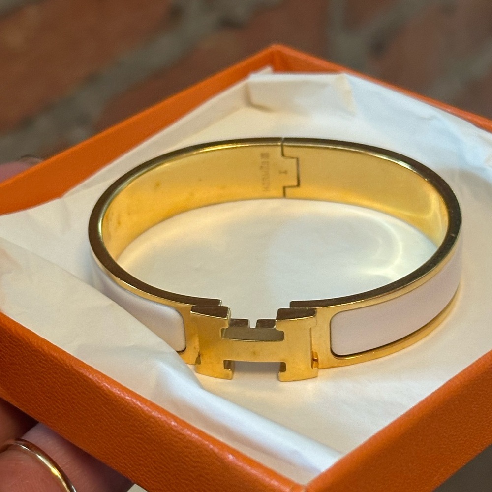 Authentic Vintage Hermes Clic H White Bracelet - Picture 5 of 5